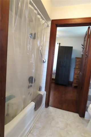 624 S Hazel Street, Guthrie, OK 73044