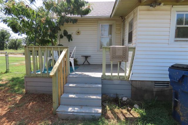 624 S Hazel Street, Guthrie, OK 73044