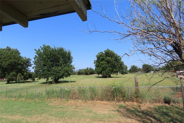 624 S Hazel Street, Guthrie, OK 73044