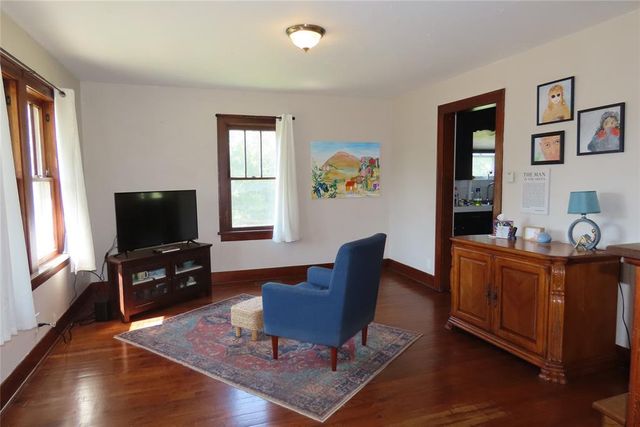 624 S Hazel Street, Guthrie, OK 73044