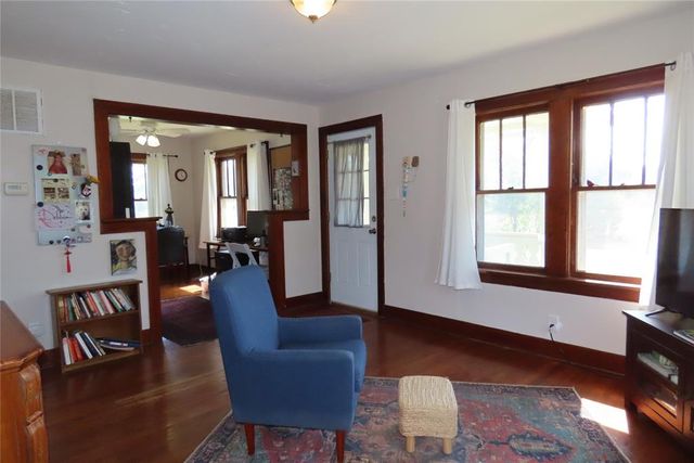 624 S Hazel Street, Guthrie, OK 73044