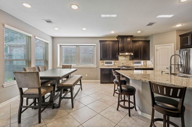 3544 Woods Estates Drive, Conroe, TX 77304