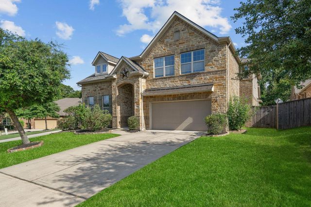 3544 Woods Estates Drive, Conroe, TX 77304