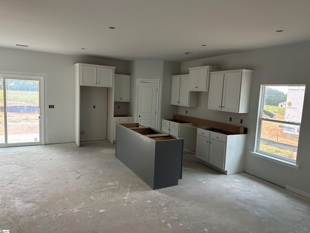 167 Gumwood Circle, Gaffney, SC 29341