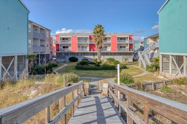 1625 Bulevar Mayor Street, K8, Pensacola Beach, FL 32561