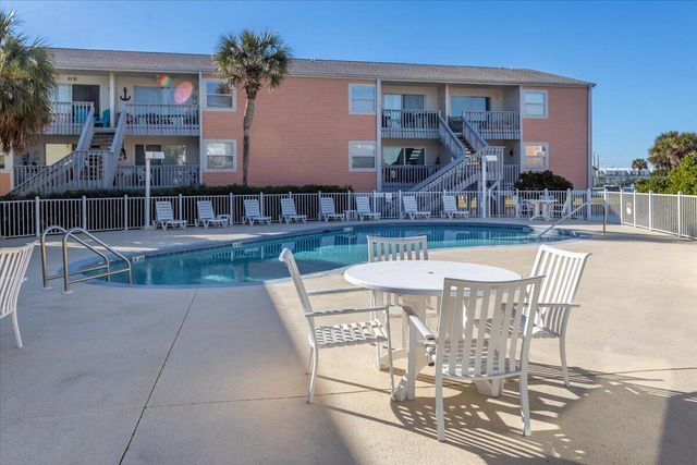 1625 Bulevar Mayor Street, K8, Pensacola Beach, FL 32561