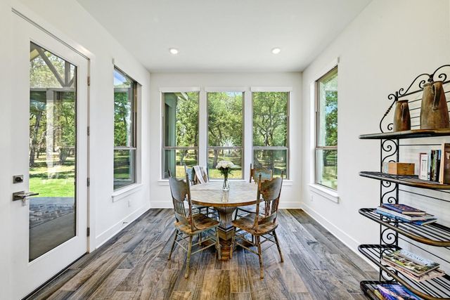 134 Staked Plains LN, Dripping Springs, TX 78620