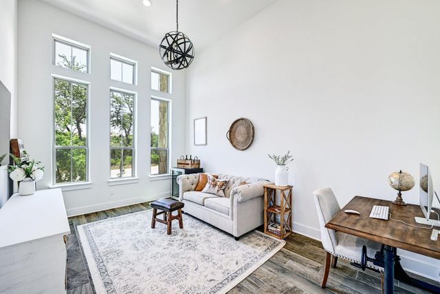 134 Staked Plains LN, Dripping Springs, TX 78620