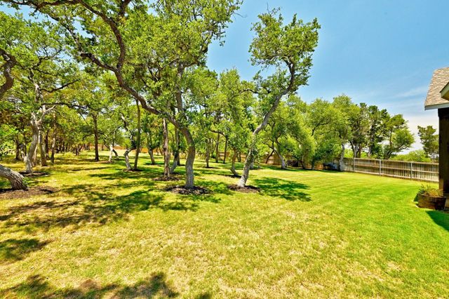 134 Staked Plains LN, Dripping Springs, TX 78620