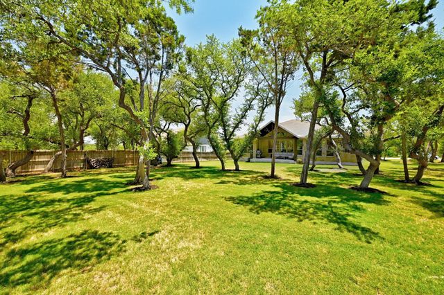 134 Staked Plains LN, Dripping Springs, TX 78620