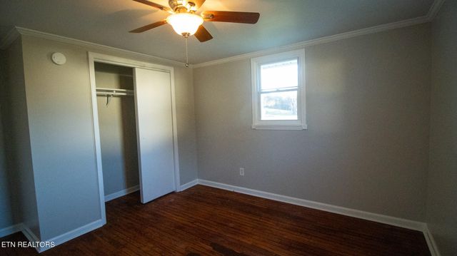 2687 W Old AJ Hwy, Strawberry Plains, TN 37871