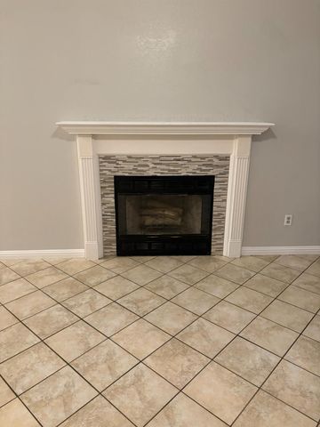 1335 Windemere Ct, West Sacramento, CA 95605