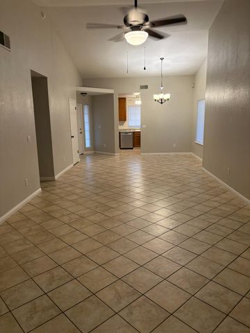 1335 Windemere Ct, West Sacramento, CA 95605