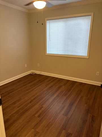 1335 Windemere Ct, West Sacramento, CA 95605