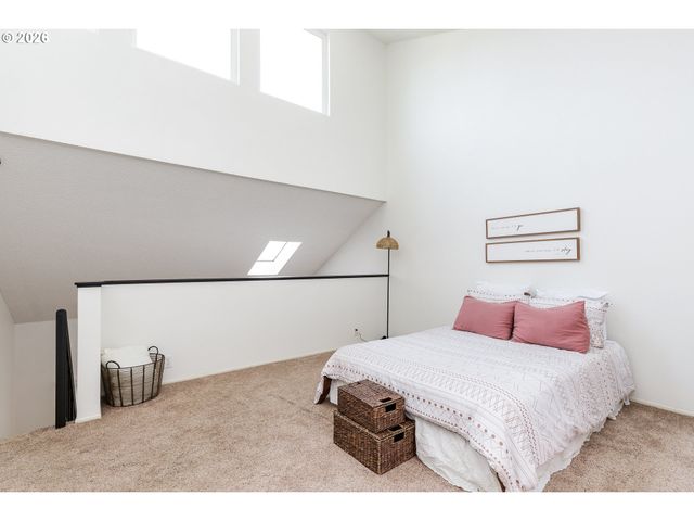 4628 Sw COMUS Pl, Portland, OR 97219