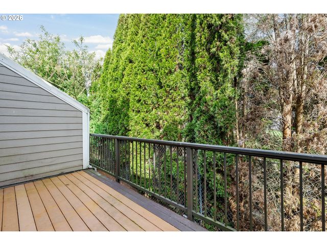 4628 Sw COMUS Pl, Portland, OR 97219