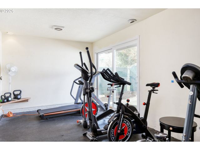 4628 Sw COMUS Pl, Portland, OR 97219