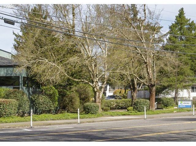 4628 Sw COMUS Pl, Portland, OR 97219