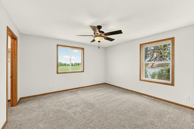 3010 55th Avenue NE, Rochester, MN 55906