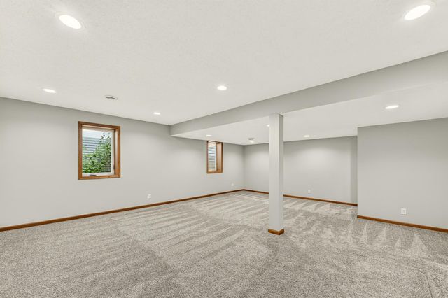3010 55th Avenue NE, Rochester, MN 55906