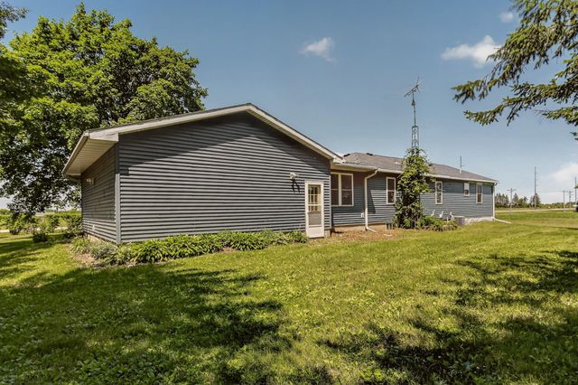 3010 55th Avenue NE, Rochester, MN 55906