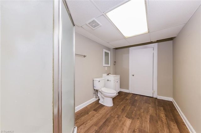 1901 N Dunleith Avenue, Winston-salem, NC 27105