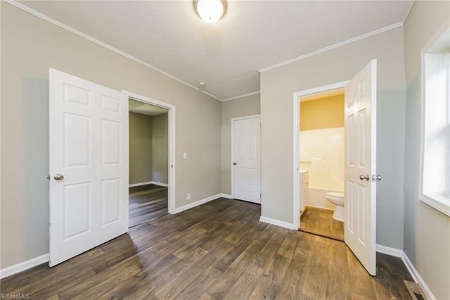 1901 N Dunleith Avenue, Winston-salem, NC 27105