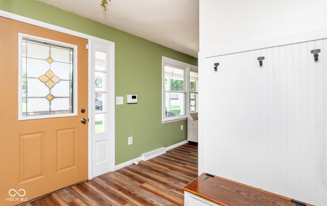 5205 Yellowwood Drive, Columbus, IN 47203