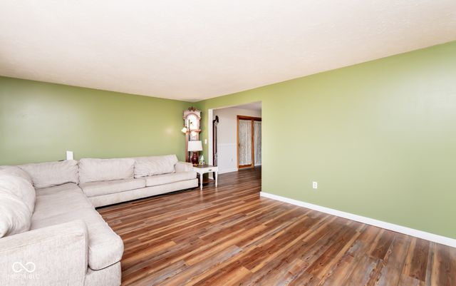 5205 Yellowwood Drive, Columbus, IN 47203
