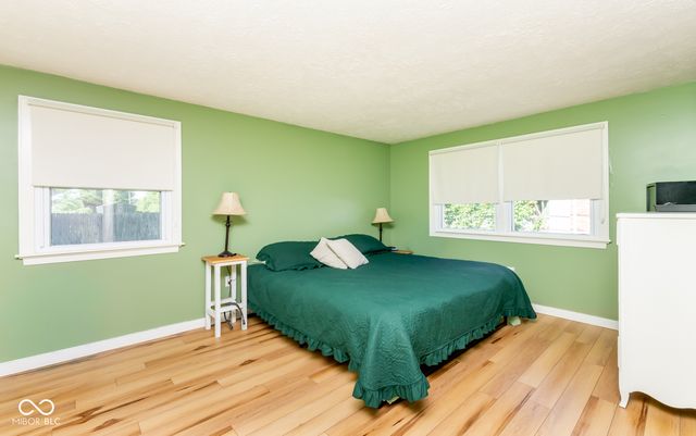 5205 Yellowwood Drive, Columbus, IN 47203