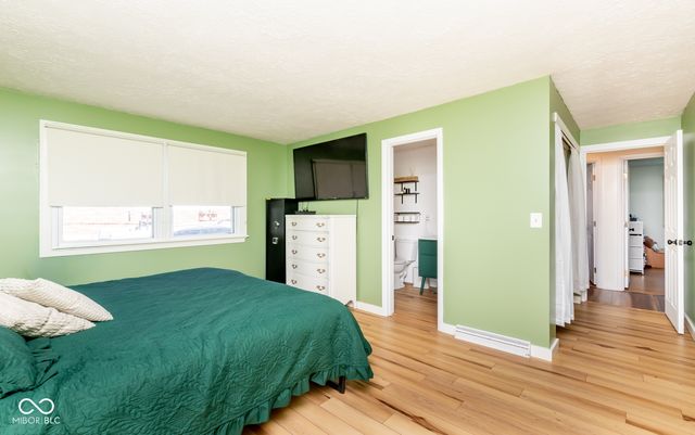 5205 Yellowwood Drive, Columbus, IN 47203