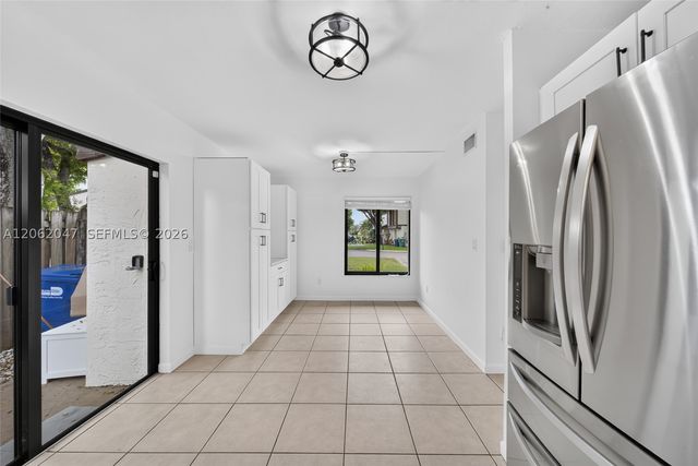6834 SW 127th Pl, Miami, FL 33183
