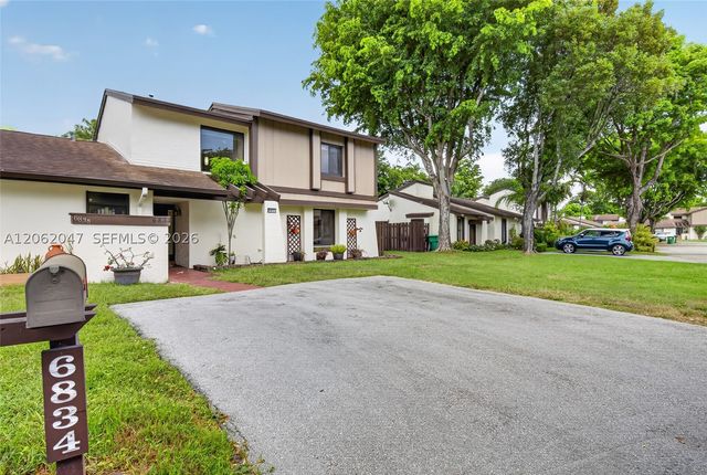6834 SW 127th Pl, Miami, FL 33183