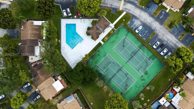 6834 SW 127th Pl, Miami, FL 33183