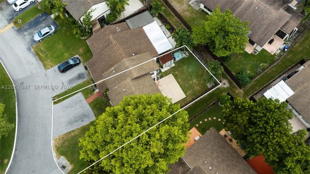 6834 SW 127th Pl, Miami, FL 33183