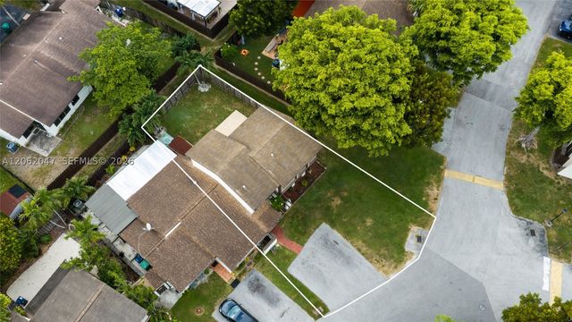 6834 SW 127th Pl, Miami, FL 33183
