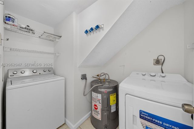 6834 SW 127th Pl, Miami, FL 33183