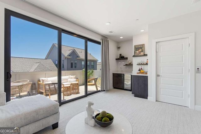 619 Broadview Terrace NE, Atlanta, GA 30324