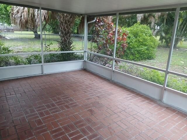 709 SE Alamanda Way, Stuart, FL 34996