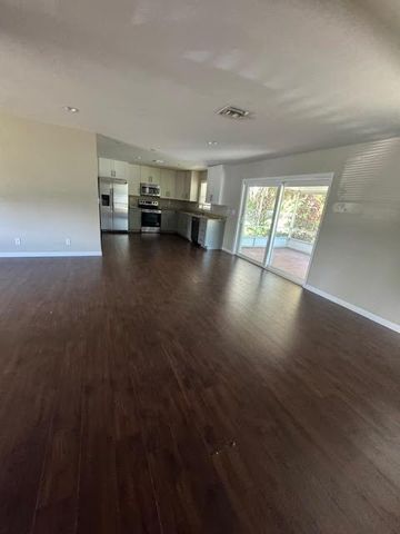 709 SE Alamanda Way, Stuart, FL 34996