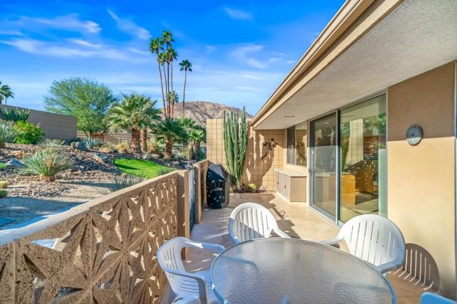 72877 El Paseo 512, Palm Desert, CA 92260