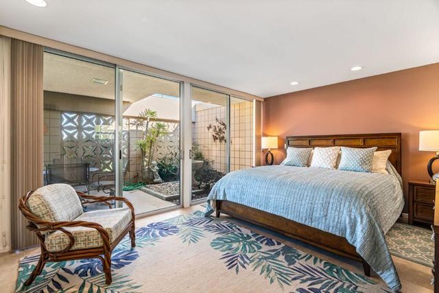 72877 El Paseo 512, Palm Desert, CA 92260