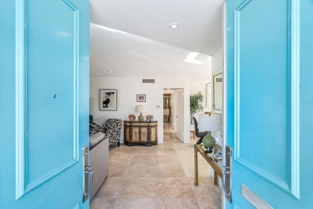 72877 El Paseo 512, Palm Desert, CA 92260