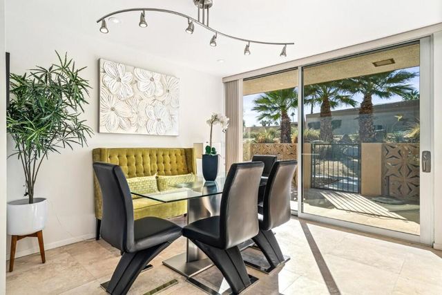 72877 El Paseo 512, Palm Desert, CA 92260