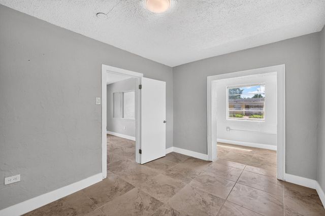 2731 NW 6TH Court, Fort Lauderdale, FL 33311