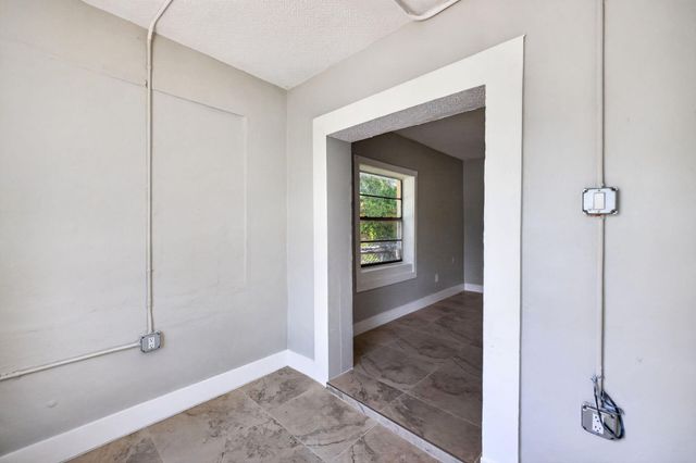 2731 NW 6TH Court, Fort Lauderdale, FL 33311