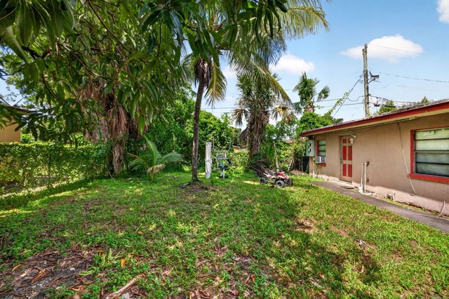 2731 NW 6TH Court, Fort Lauderdale, FL 33311
