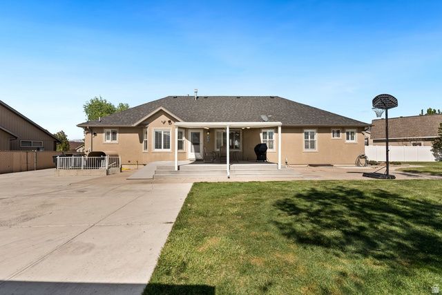 1096 S 350 E, Payson, UT 84651