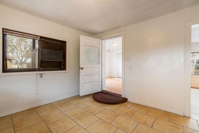 39 Orchard Road, Belen, NM 87002