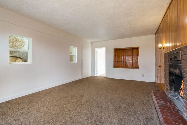 39 Orchard Road, Belen, NM 87002